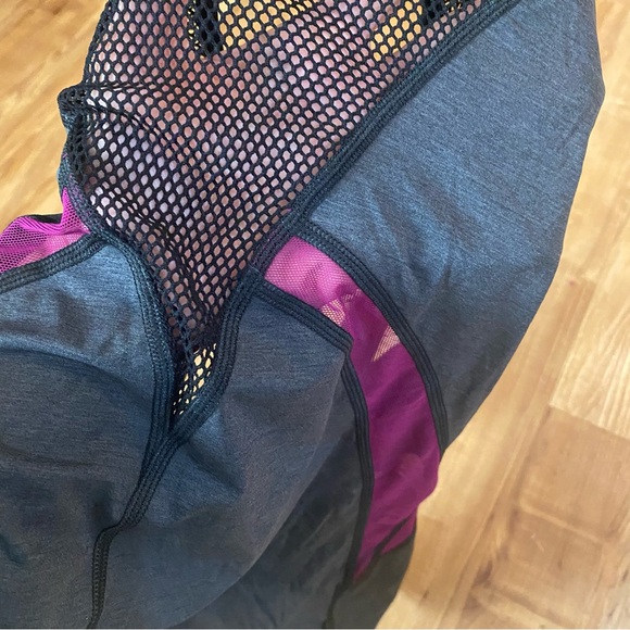 MICHI L Gray Purple Low Cut Mesh Performance Tank Workout Athleisure Designer - Picture 9 of 15